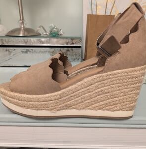 Vintage 7 eight sandals.